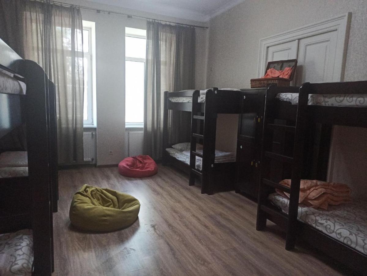 Hostel Q ,15 Хв До Жд Вокзалу Λβιβ Εξωτερικό φωτογραφία