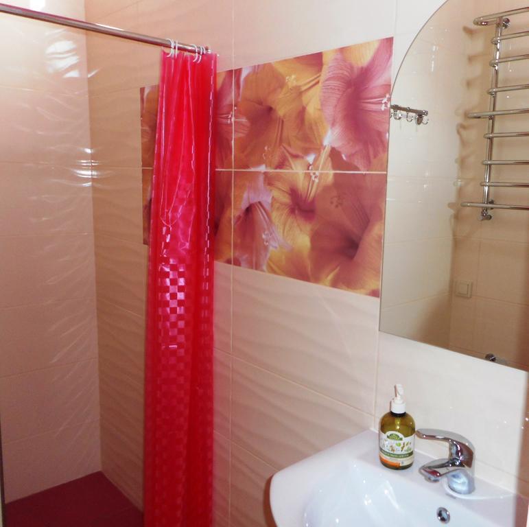 Hostel Q ,15 Хв До Жд Вокзалу Λβιβ Εξωτερικό φωτογραφία